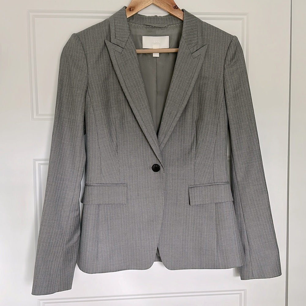 Excellent condition, like new, Boss blazer
